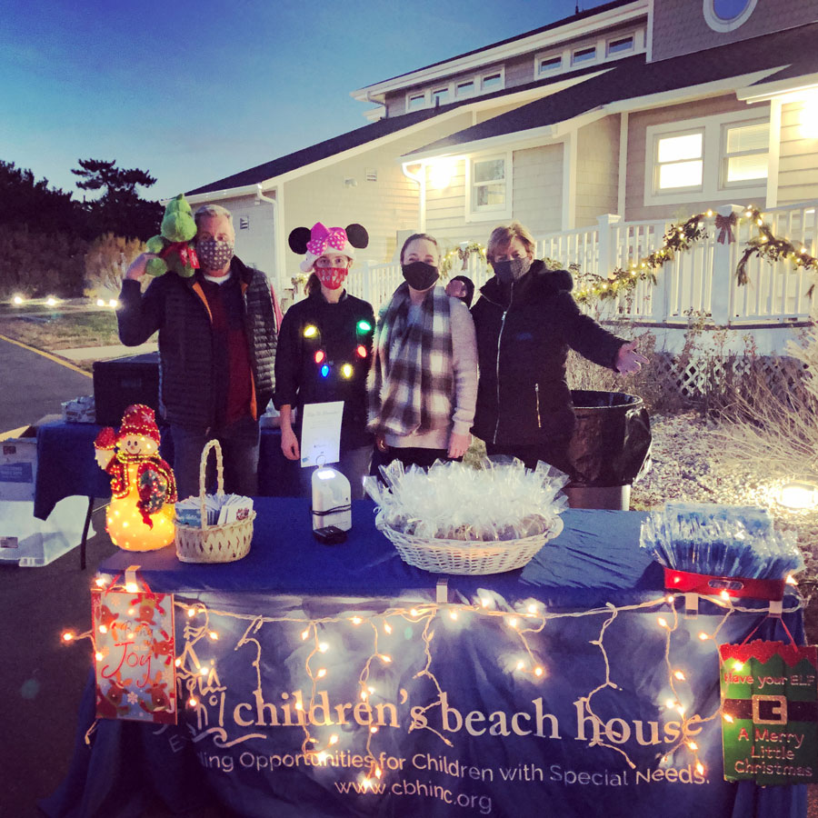 Hot-Cocoa-Stand-Lewes-Lights-web - Children’s Beach House